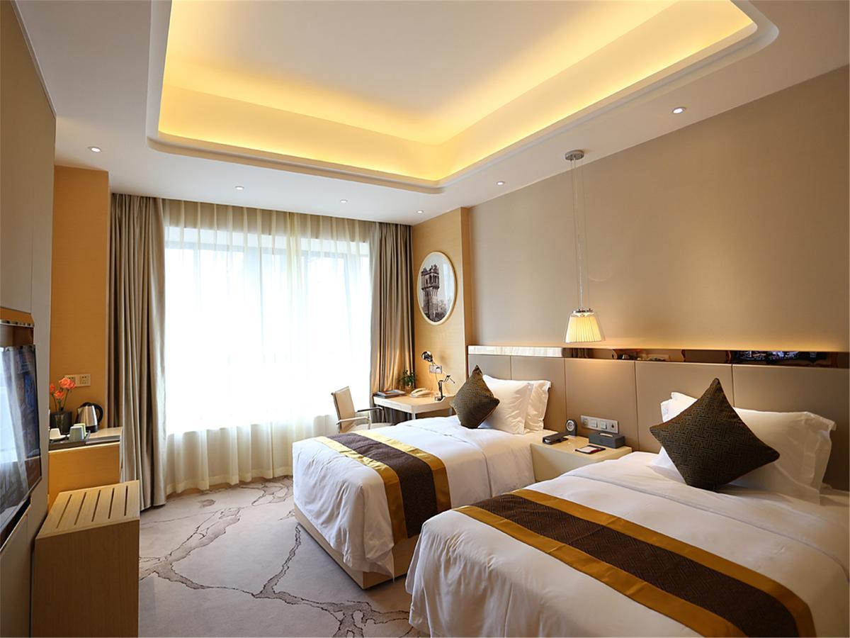 Hotel Ramada By Wyndham Enping Esterno foto