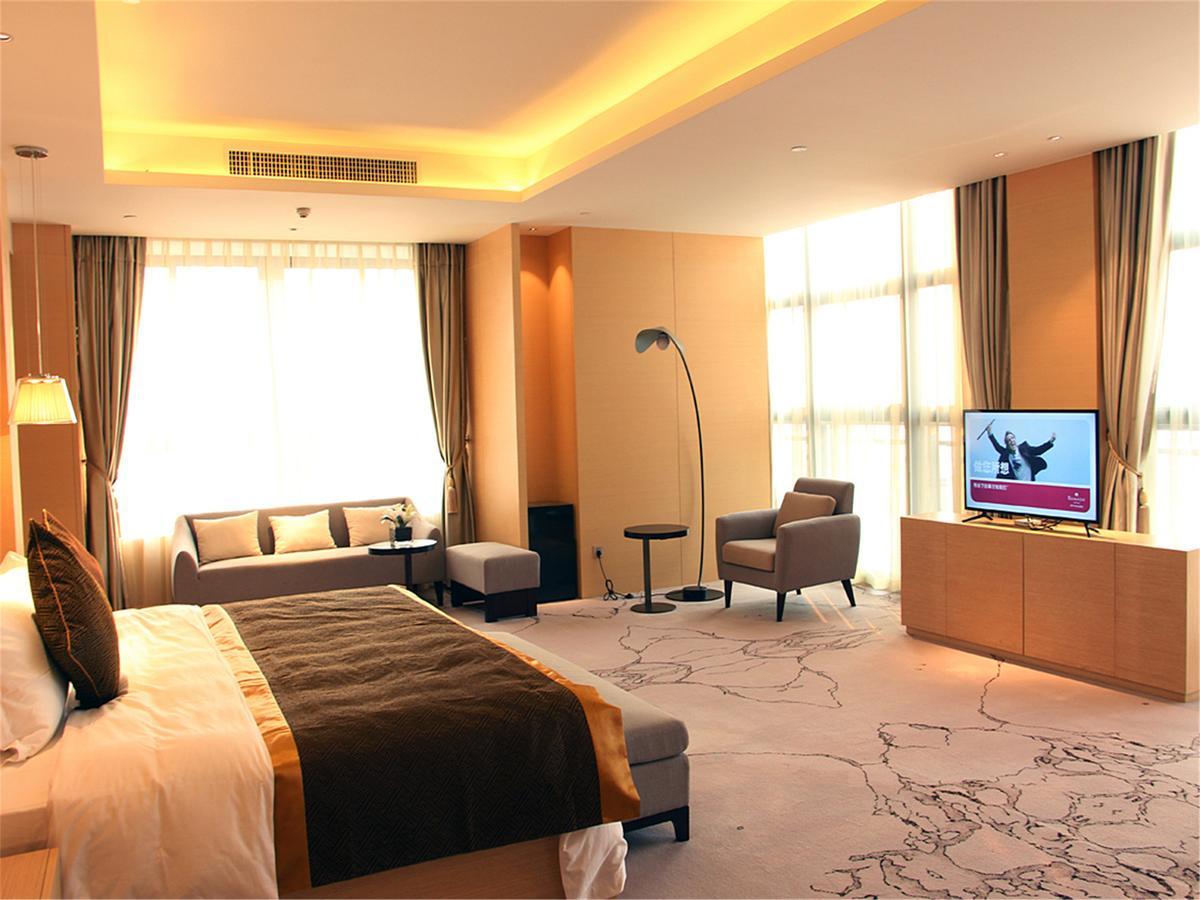 Hotel Ramada By Wyndham Enping Esterno foto