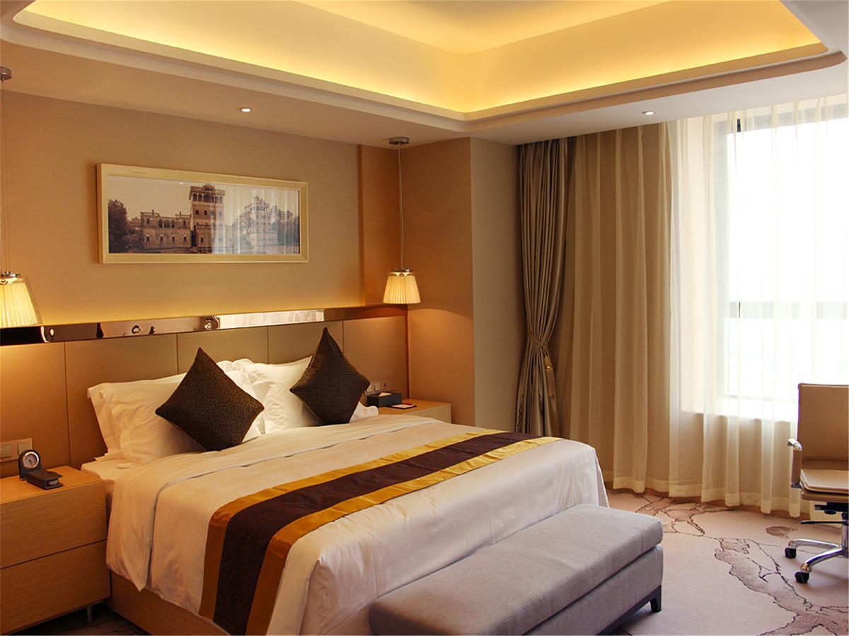 Hotel Ramada By Wyndham Enping Esterno foto
