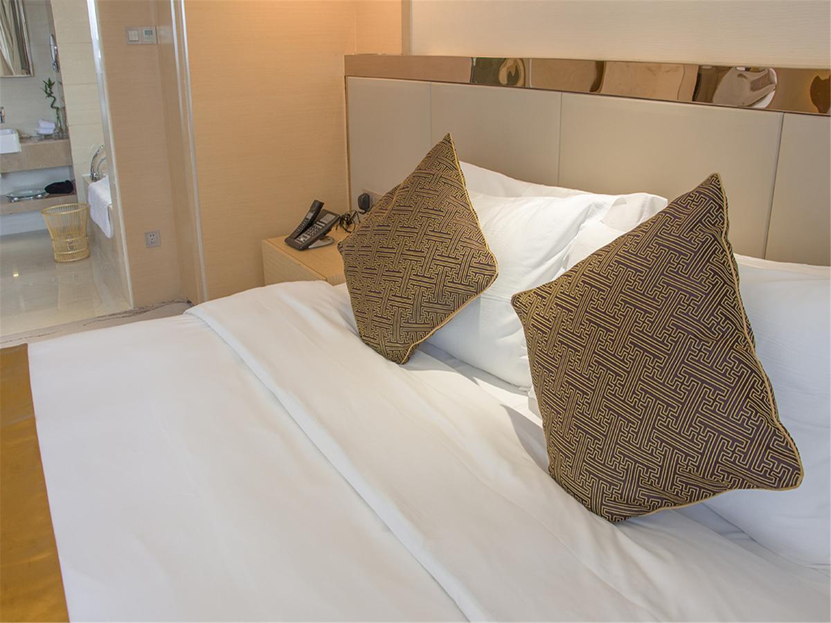 Hotel Ramada By Wyndham Enping Esterno foto